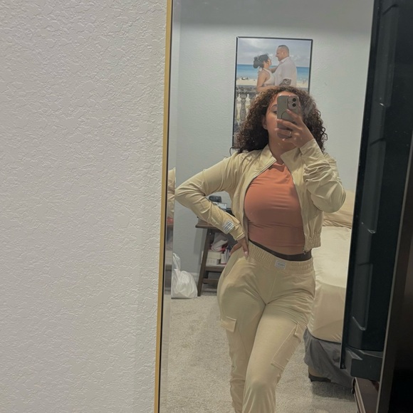 Meet your Posher, Paulinaaa - Picture 1 of 1